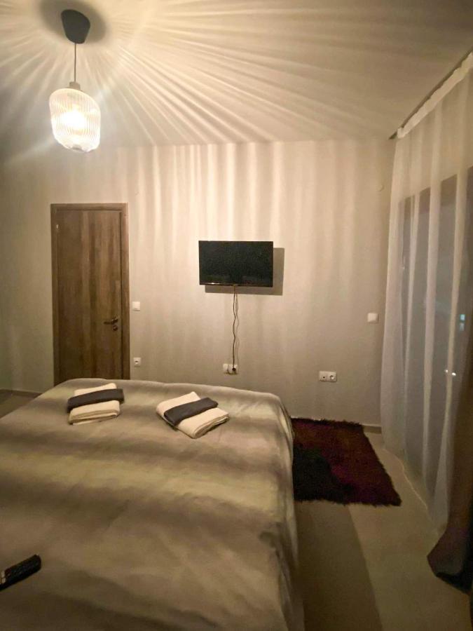 Tm Apartment No 2 - Scandinavian Style Aridaia Exterior photo